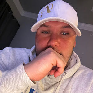 Meet your Posher, Eduardo